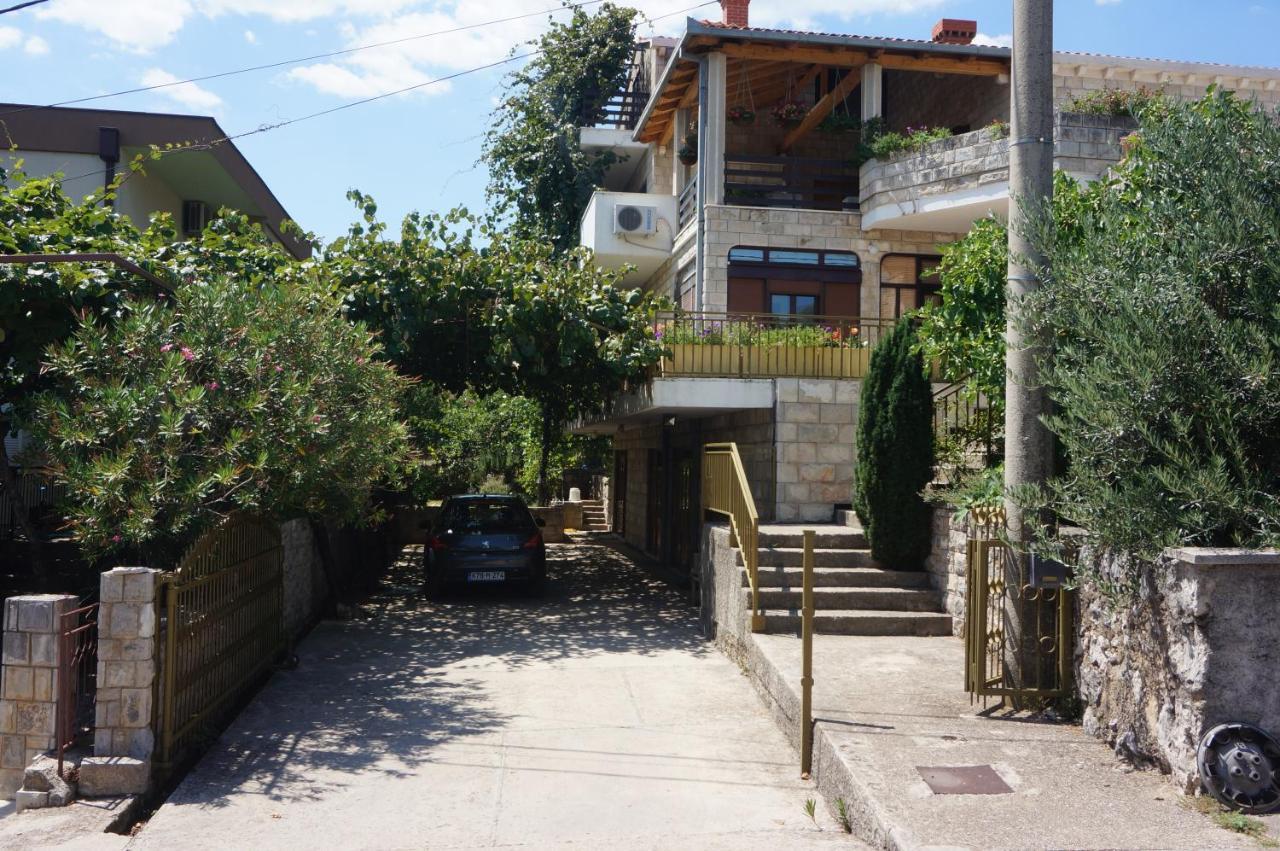 Apartments Bozic Требинье Экстерьер фото