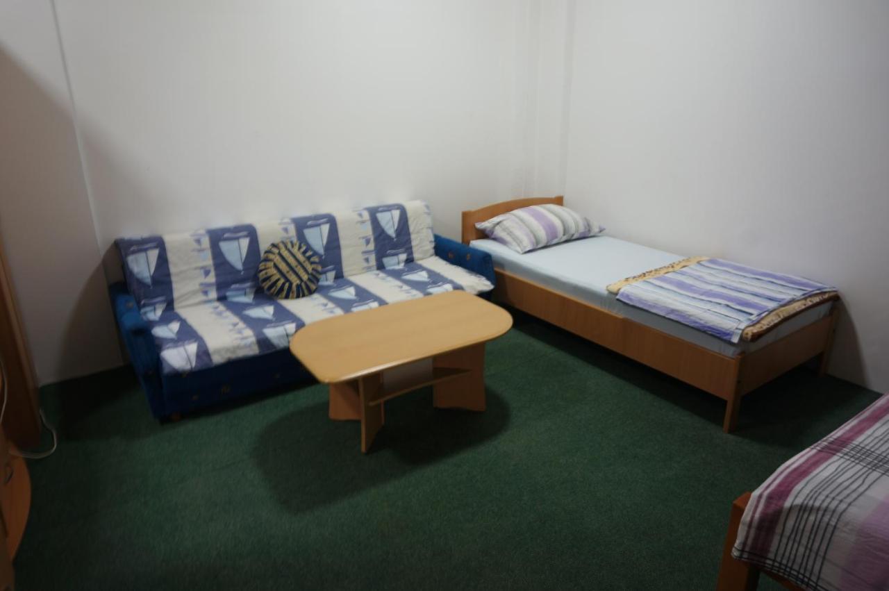 Apartments Bozic Требинье Экстерьер фото