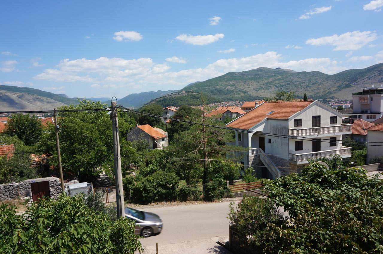Apartments Bozic Требинье Экстерьер фото